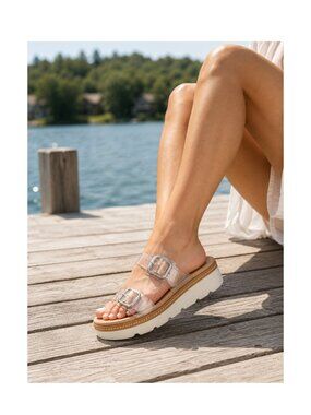Chinese Laundry White Women's 9.5 Surfs Up Wedge Sandal Cottagecore Summer